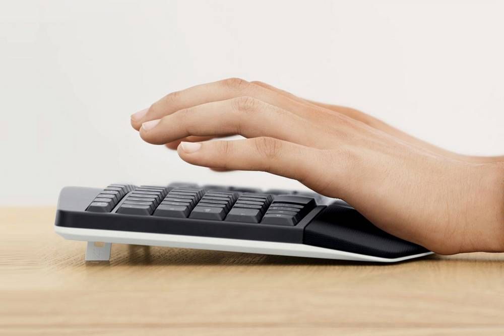 Клавиатура и мышь Logitech MK850 Perfomance, черный— фото №5