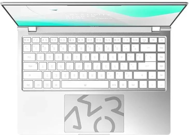 Ноутбук Gigabyte Aero 14 14″/Core i7/16/SSD 1024/4050 для ноутбуков/no OS/серебристый— фото №3