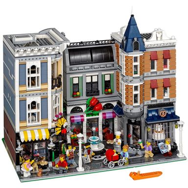 Конструктор Lego Assembly Square (10255)