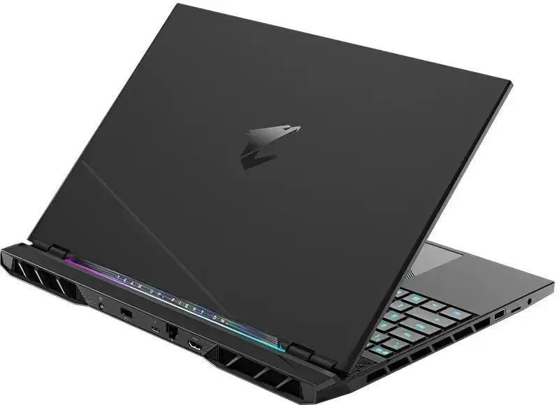 Ноутбук Gigabyte Aorus 16 16″/Core i7/16/SSD 1024/4060 для ноутбуков/FreeDOS/черный— фото №5